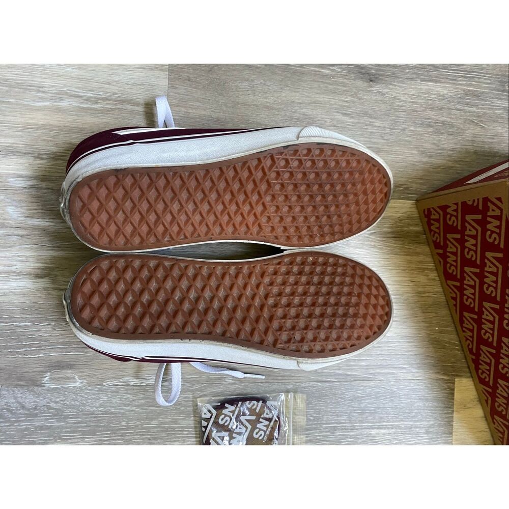 Vans Women's Sneakers 9.5 W Ward Canvas Lace Up Low Top Skateboarding Burgundy - Picture 8 of 9